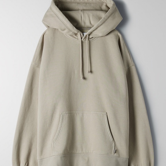 Aritzia Tops - Aritzia cozyaf boyfriend hoodie